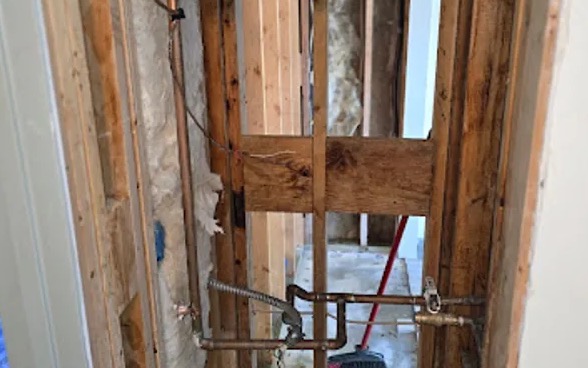 Frozen Pipe Water Removal in Latimer, MS